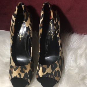 Cheetah Jessica Simpson heels size 9 1/2